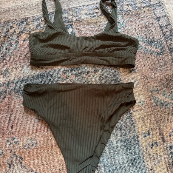 Vitamin A Ribbed Bikini Set - Picture 3 of 5